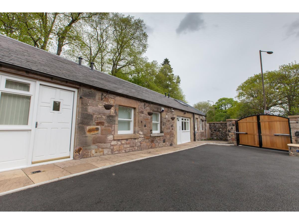 Historic Stone Built 4Br Cottage For 8 W/Parking 에든버러 외부 사진